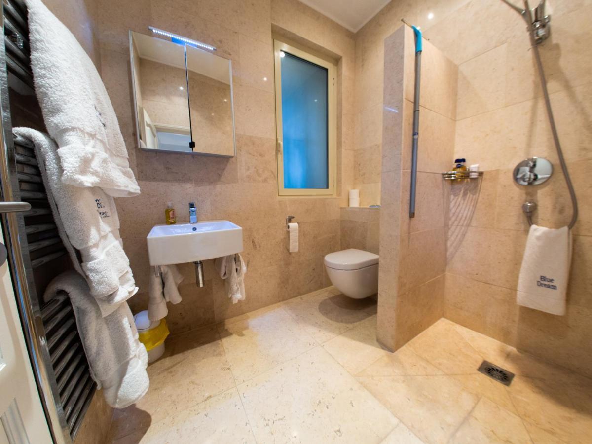 Blue Dream Cannes Guest House Buitenkant foto