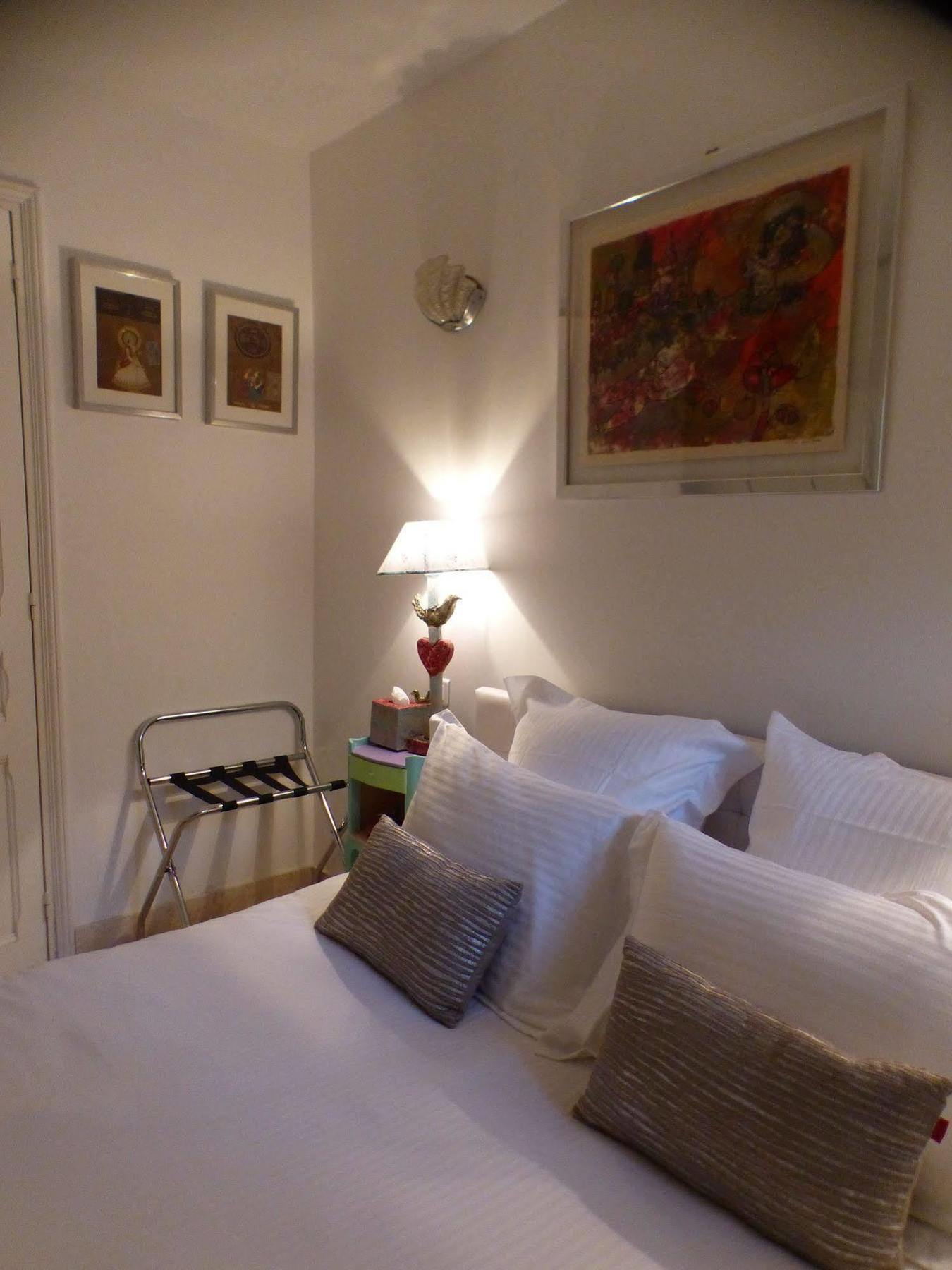 Blue Dream Cannes Guest House Buitenkant foto